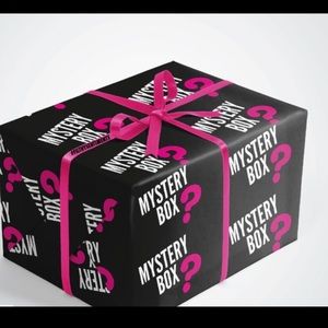 Box may have NWT and/or my gently worn dresses,tops, pants,jeans,skirts,jewelry